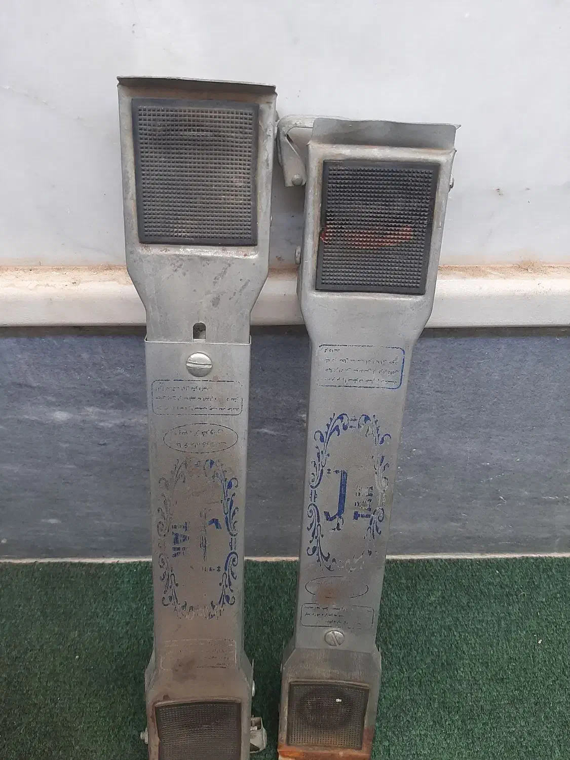 میز کوچک|میز تلفن|بیرجند, |دیوار