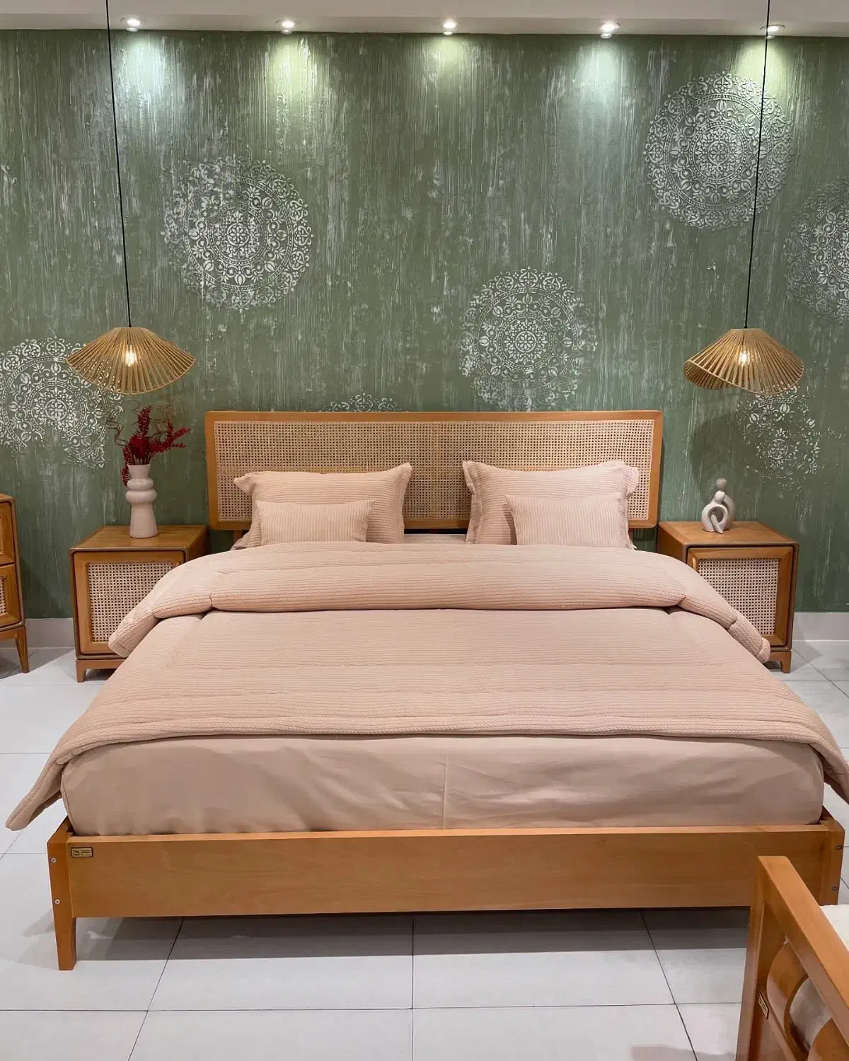 آمل سنتر مبل و سرویس خواب|مبلمان خانگی و میز عسلی|آمل, |دیوار