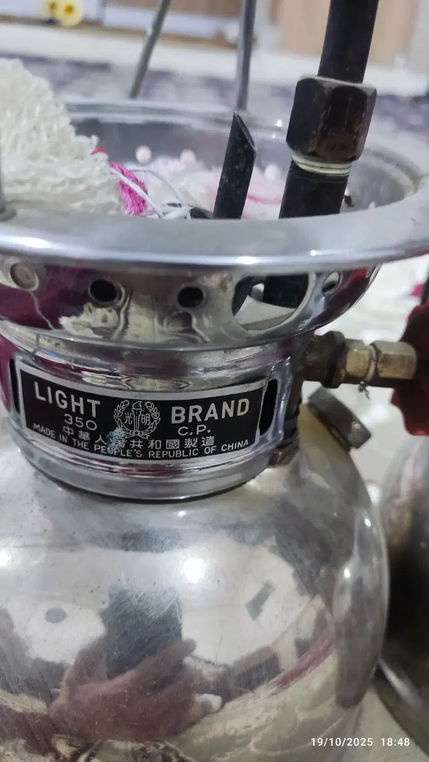 چراغ‌زنبوری|کلکسیون اشیاء عتیقه|سنندج, |دیوار