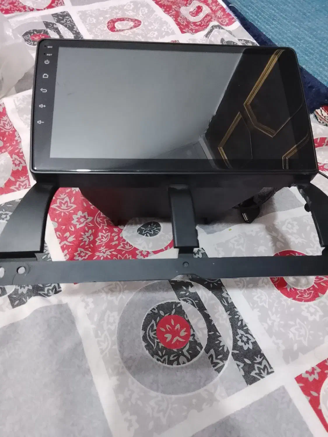 مانیتور سالم و تمیز|قطعات یدکی و لوازم جانبی|شیراز, غدیر جنوبی|دیوار