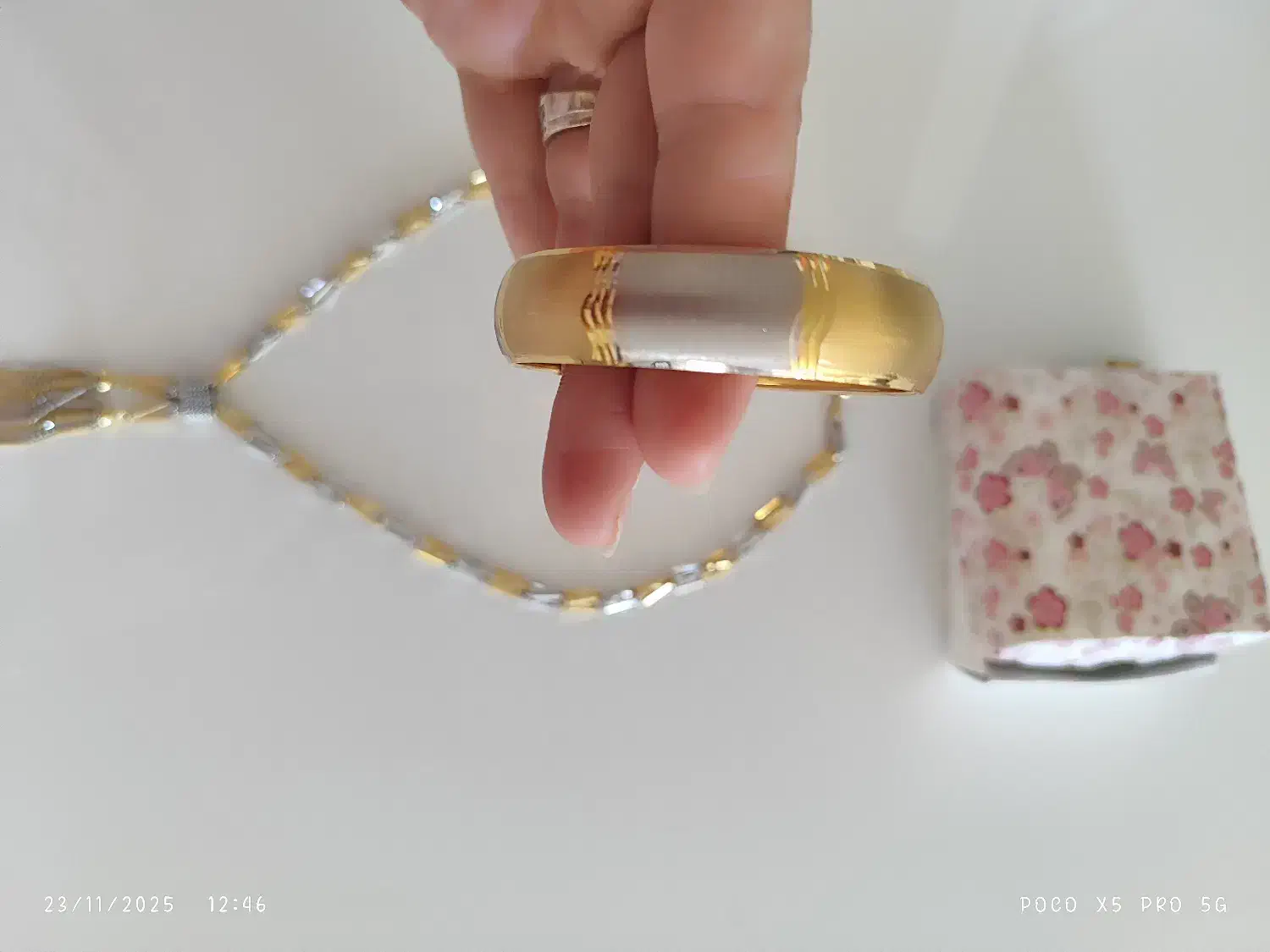 طلا|جواهرات|شیروان (خراسان), |دیوار