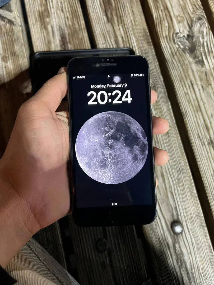 ایفون۸پلاس|موبایل|ری, ولی آباد|دیوار