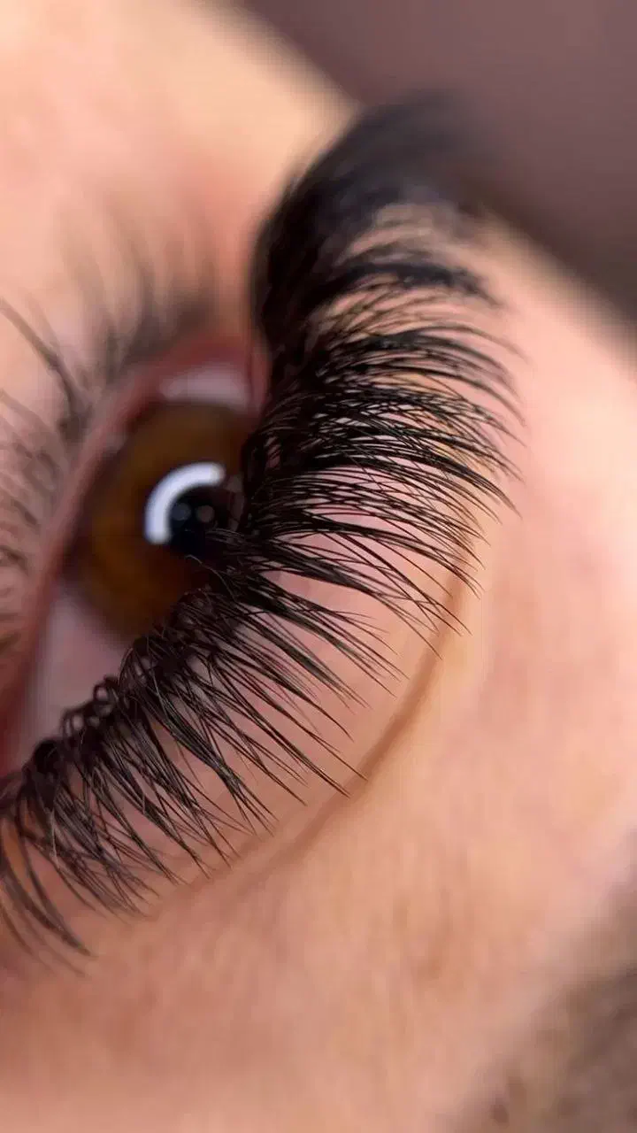 استخدام بعد آموزش تکمیلی مژه و لیفت وحنا بروز۲شعبه|استخدام درمانی، زیبایی، بهداشتی|تبریز, |دیوار