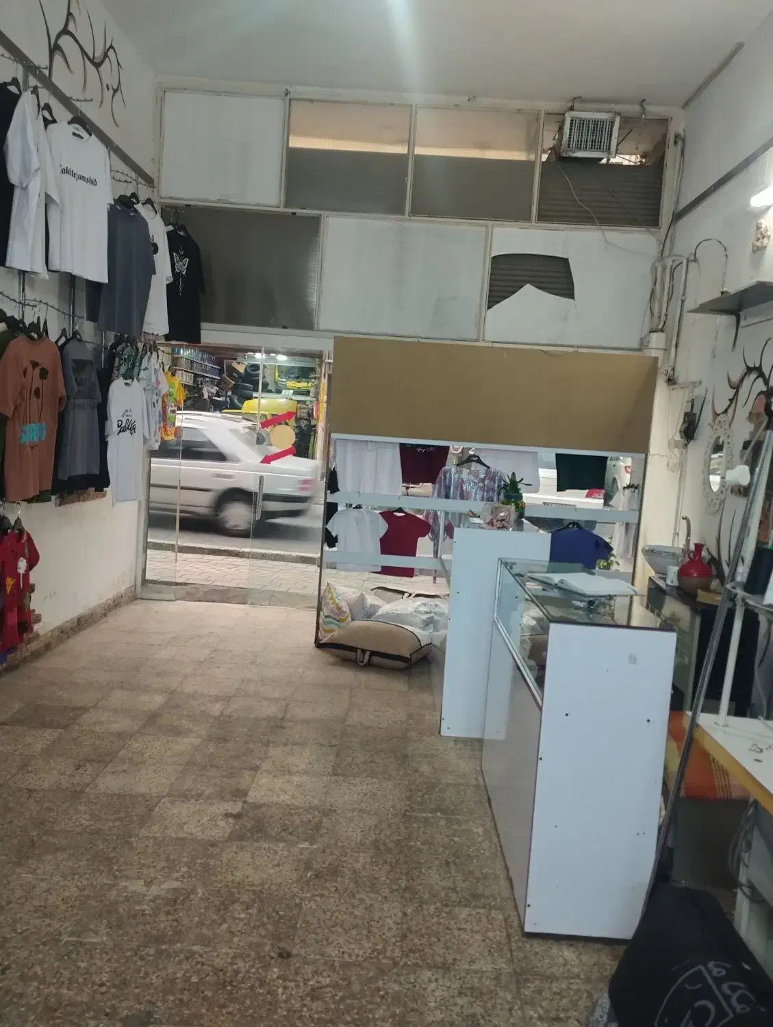 اجاره یک باب مغازه خ فاطمه زهرا|اجارهٔ مغازه و غرفه|اسلامشهر, مطهری|دیوار