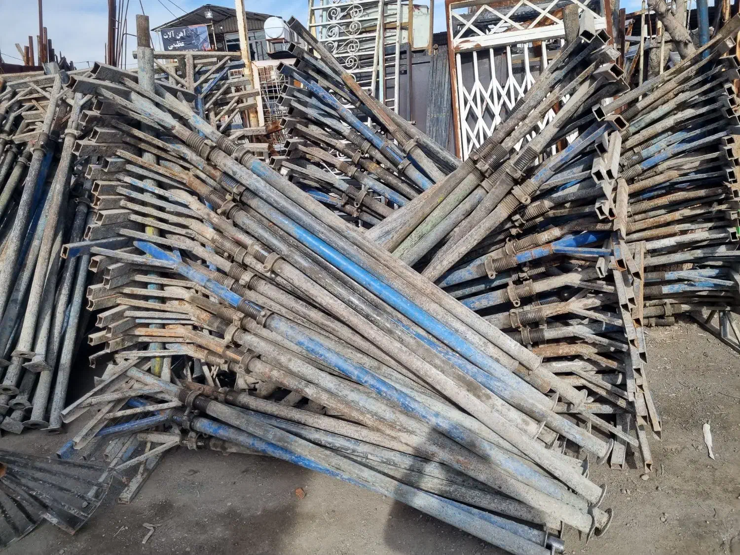 جک ۳متر ونیم|عمده‌فروشی|محمدشهر, زیبادشت|دیوار