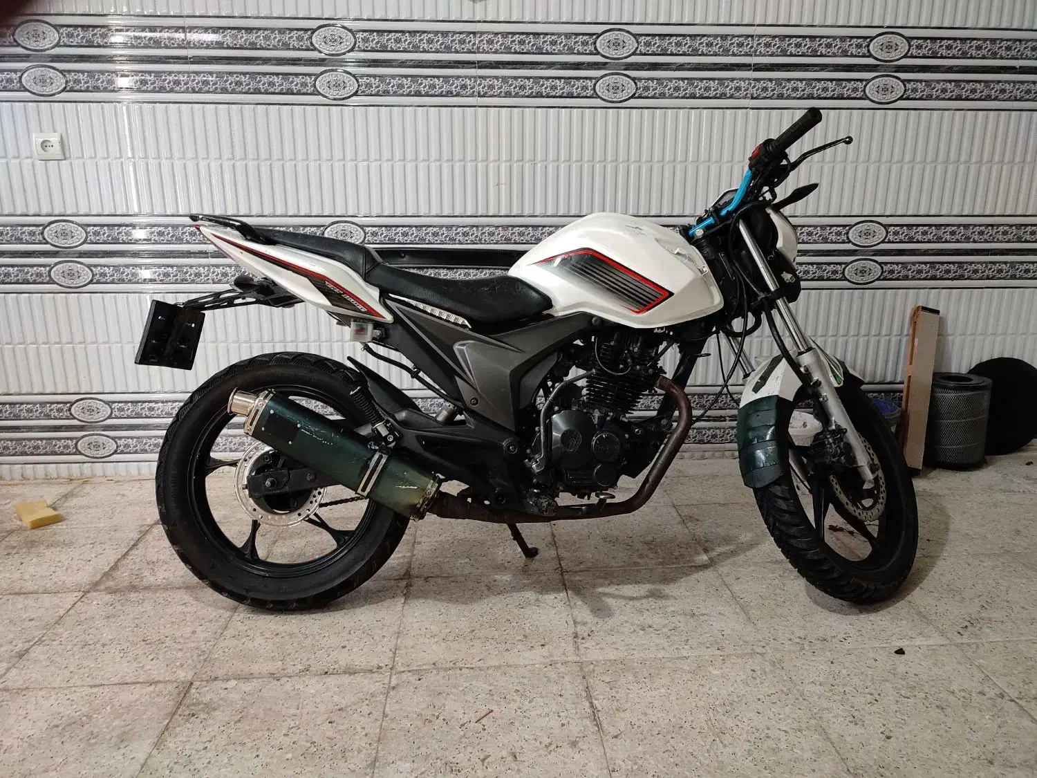 موتوردلتا|موتورسیکلت|بروجرد, |دیوار