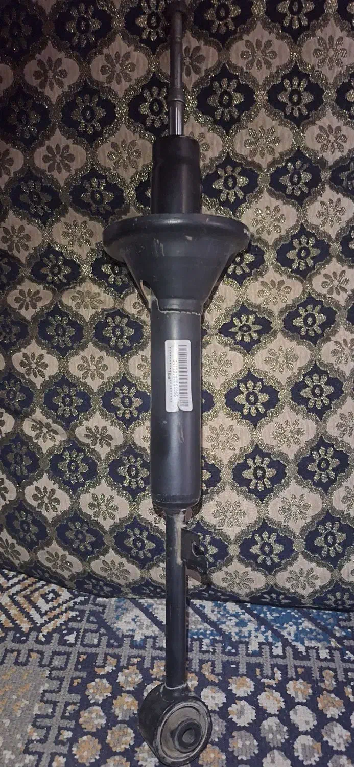 کمک و فنر .|قطعات یدکی و لوازم جانبی|قم, شهرک امام حسین|دیوار