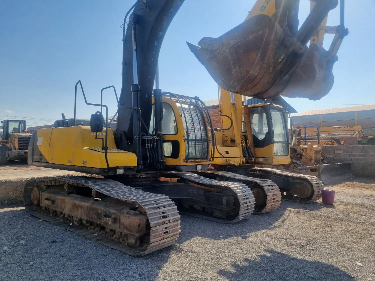 بیل مکانیکی 230|خودرو سنگین|کرمان, |دیوار