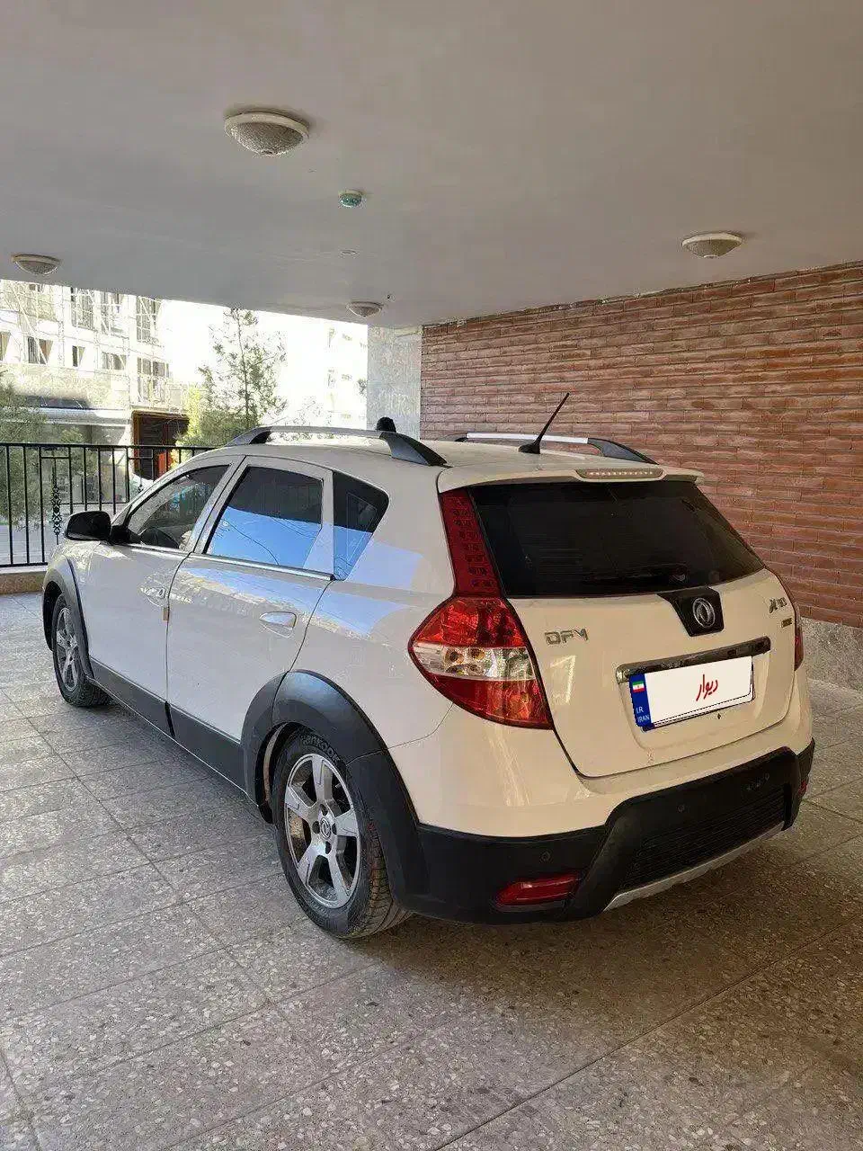 اچ سی کراس دانگ فنگ H30 کراس مدل 96 سفید بدون رنگ|خودرو سواری و وانت|مشهد, الهیه|دیوار