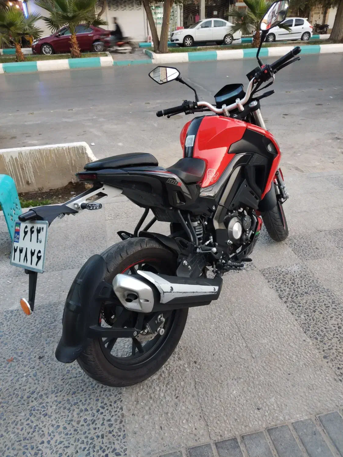 بنلی 180 درحد|موتورسیکلت|یزد, |دیوار