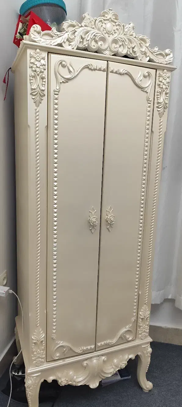 کمد استند صندلی چرخدار گرین وال ترمووال دکور|آرایشگاه و سالن‌های زیبایی|اندیشه, اندیشه فاز ۱|دیوار