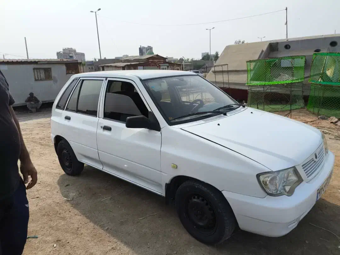 111سفید|خودرو سواری و وانت|بوشهر, |دیوار