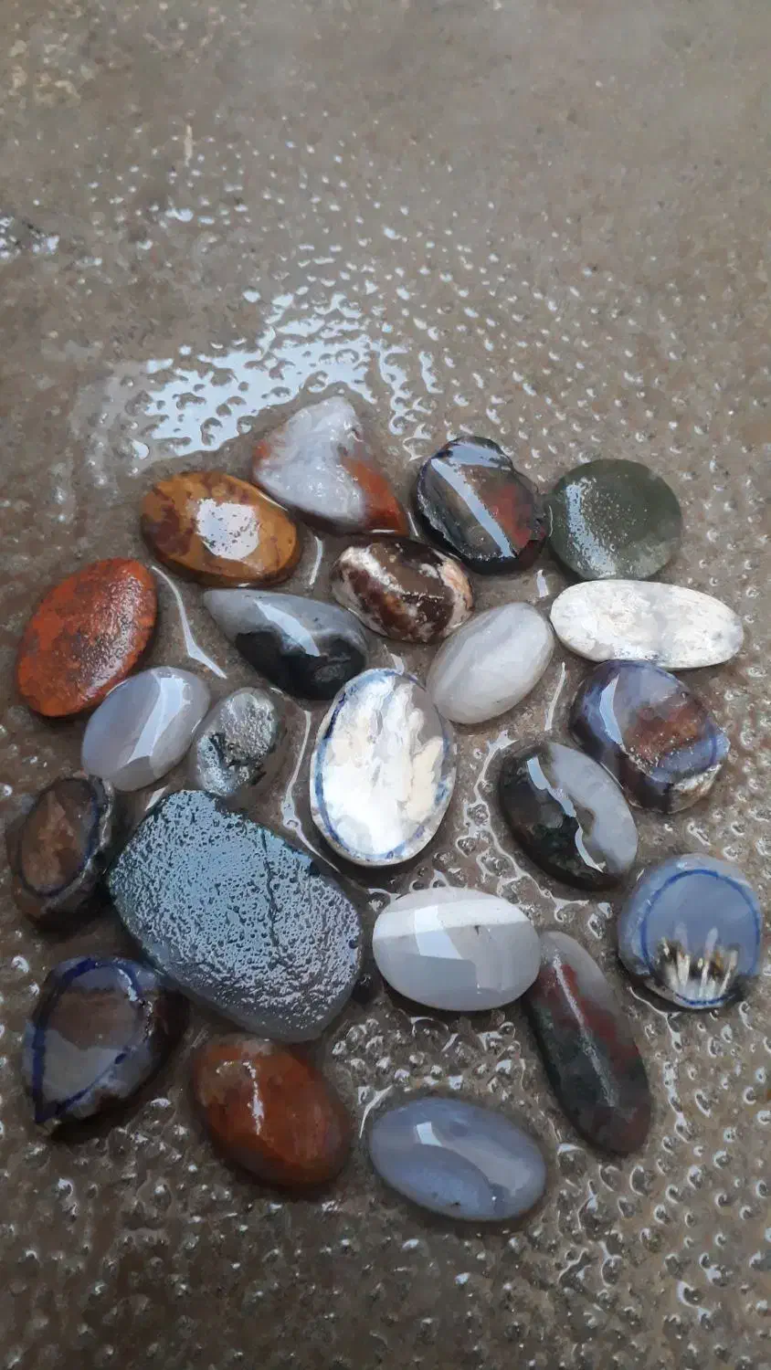 سنگهای زیبا|کلکسیون اشیاء عتیقه|سبزوار, پیروزی|دیوار