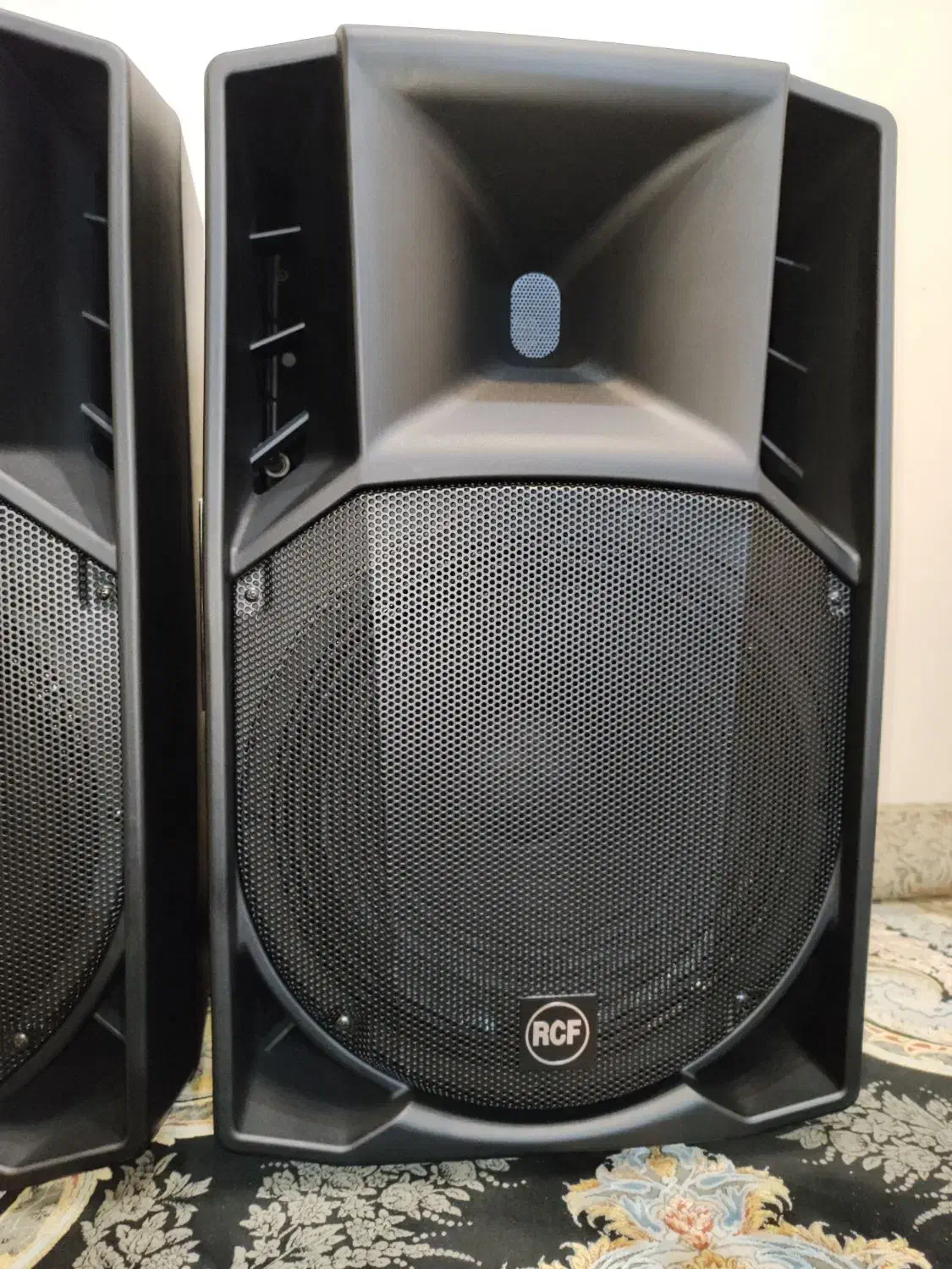 یک جفت باند RCF745پستیوپلمپ تو کارتون|سیستم صوتی خانگی|تهران, چیتگر شمالی|دیوار