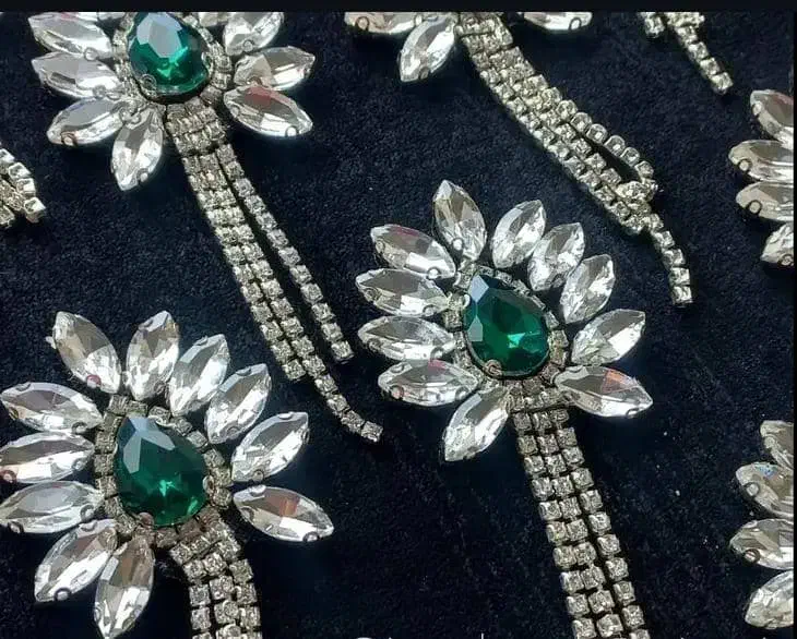 دوچگر اینه و پلیوار|لباس|کنارک, |دیوار