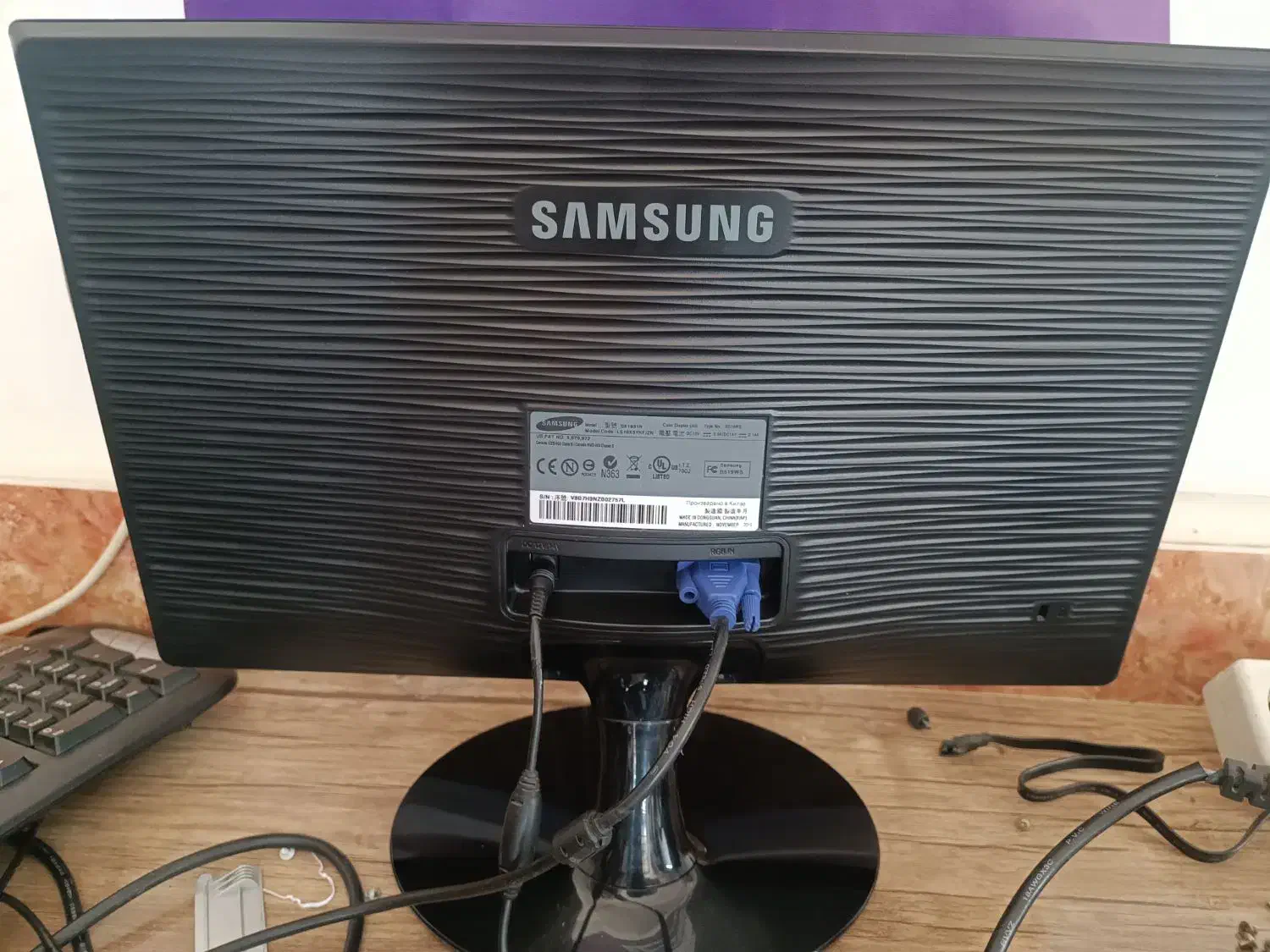 مانیتور LED 19 اینچ|قطعات و لوازم جانبی رایانه|آزادشهر, |دیوار