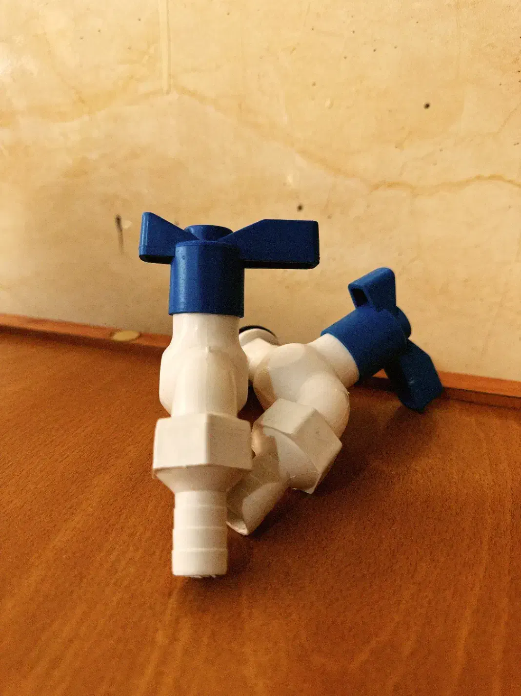 شیر شلنگی پلاستیکی / مقاوم و با کیفیت|مصالح و تجهیزات ساختمان|تهران, حکمت|دیوار