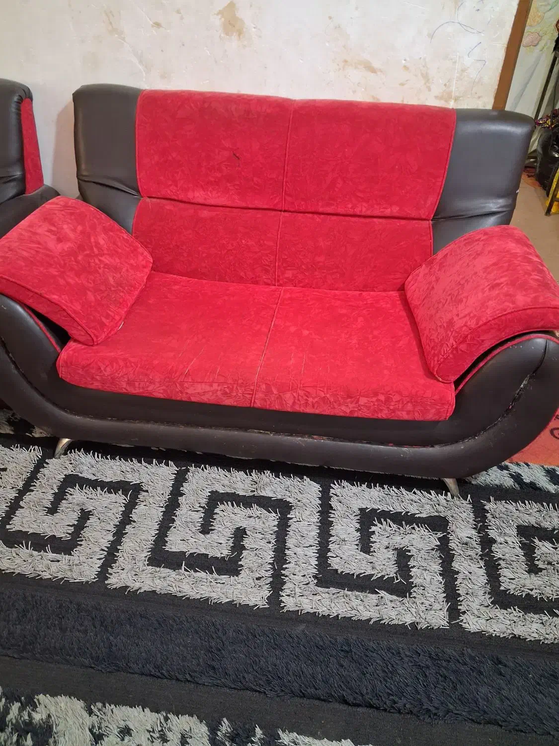 مبل چرم اصل|مبلمان خانگی و میز عسلی|بندرعباس, |دیوار