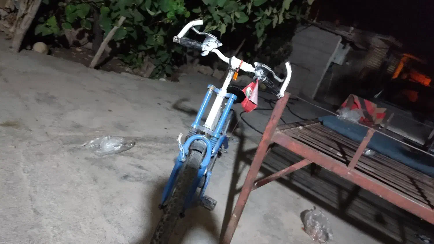 دوچرخه ۲۷|دوچرخه، اسکیت، اسکوتر|دره شهر, |دیوار