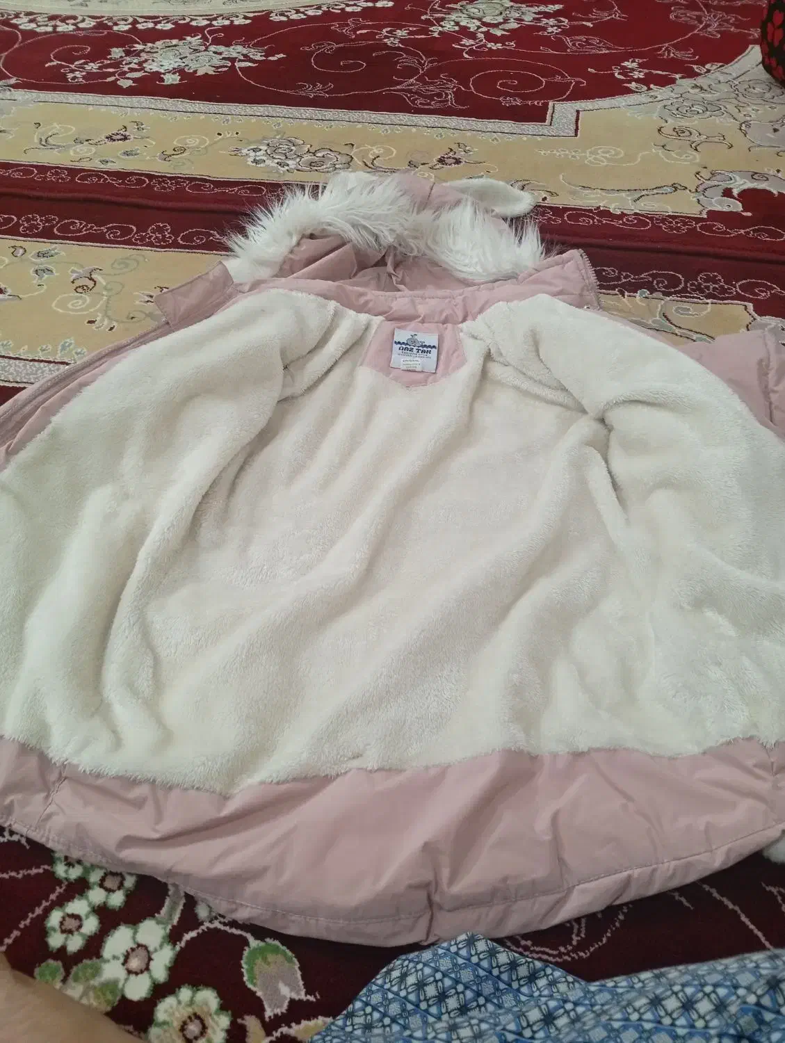 کاپشن دخترانه شیک|کفش و لباس بچه|علیآباد کتول, |دیوار