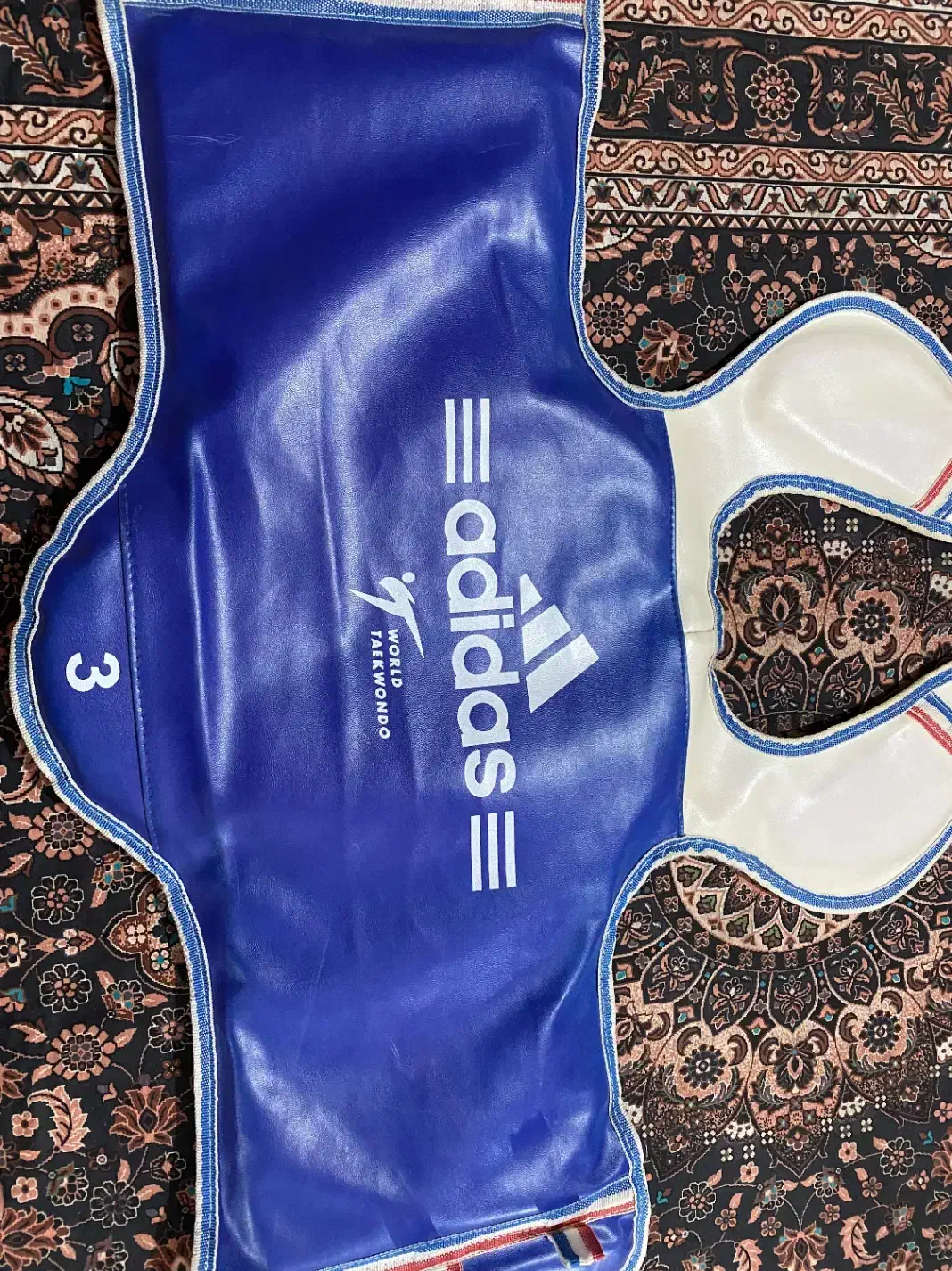 هوگو|تجهیزات ورزشی|دوگنبدان, |دیوار