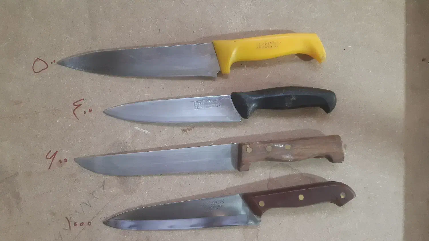 چاقو ومصقل کلکسیونی|کلکسیون اشیاء عتیقه|قم, چهل درخت|دیوار