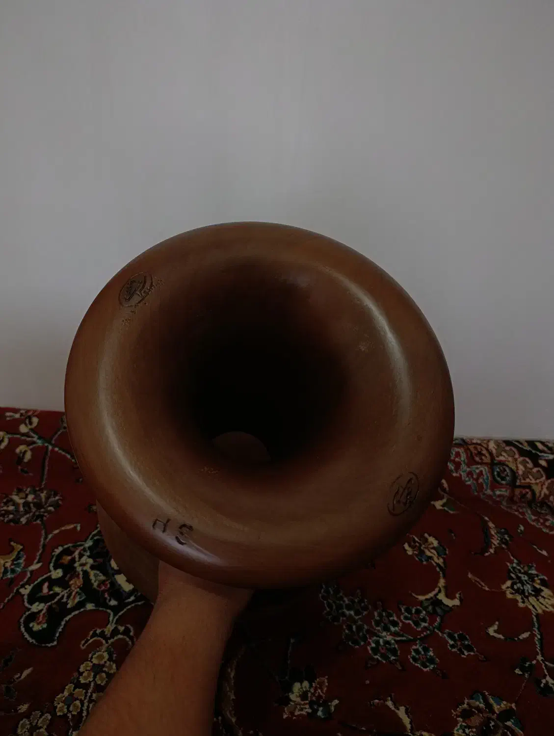 تنبک سه مهر|سازهای سنتی|اراک, |دیوار