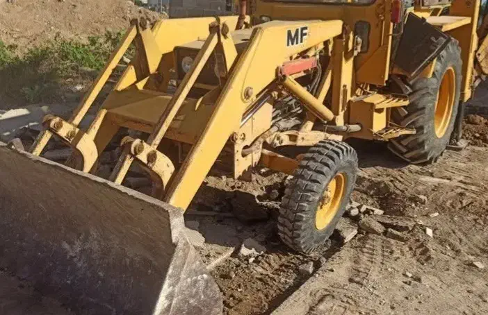 بیل بکهو|خودرو سنگین|سردرود, |دیوار