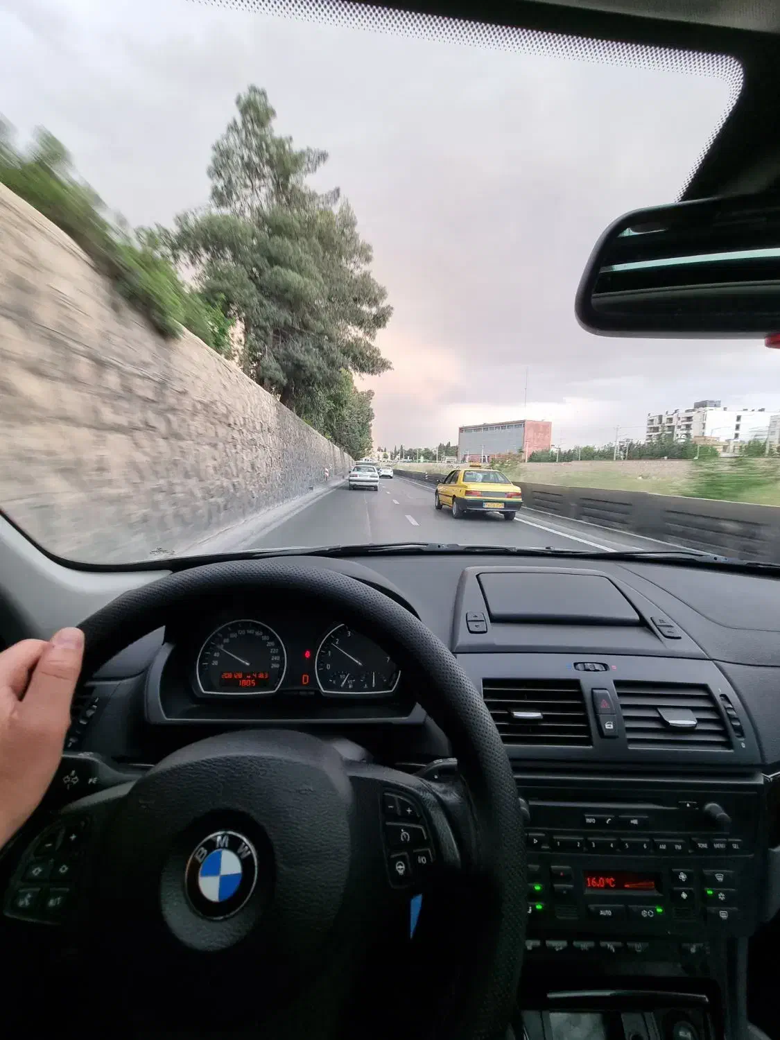bmw x3 مدل ۲۰۰۹|خودرو سواری و وانت|شیراز, ارم|دیوار