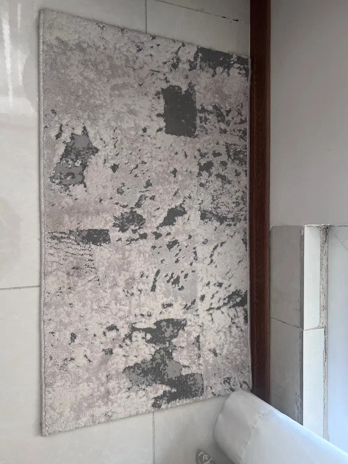 یک عدد پادری،و دو عدد قالیچه و دو عدد قالی ۶ متری|فرش|شیراز, فرهنگ شهر|دیوار