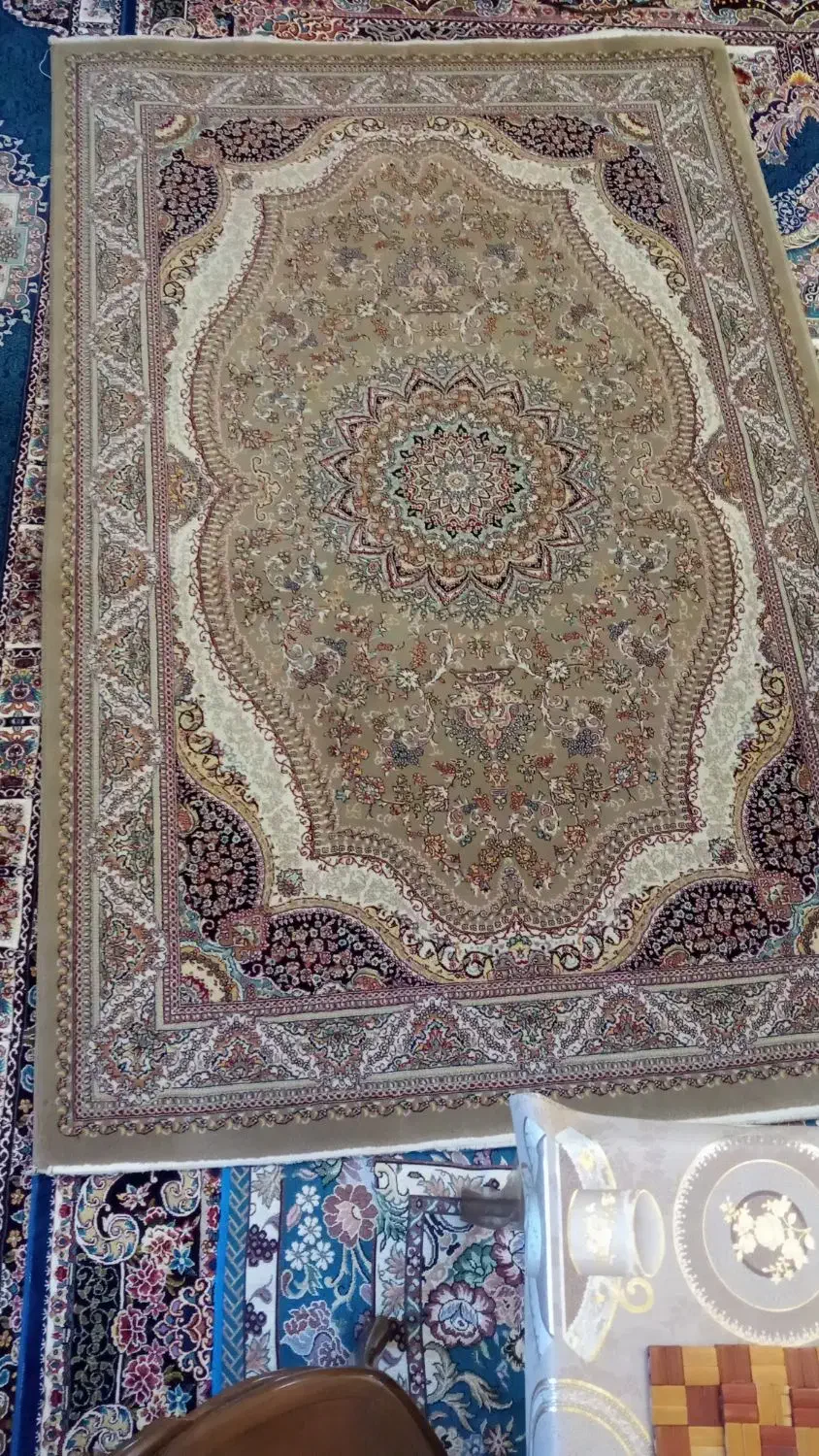فرش 4متری گردویی 225*150.   700شانه|فرش|قدس, شهر‌قدس|دیوار