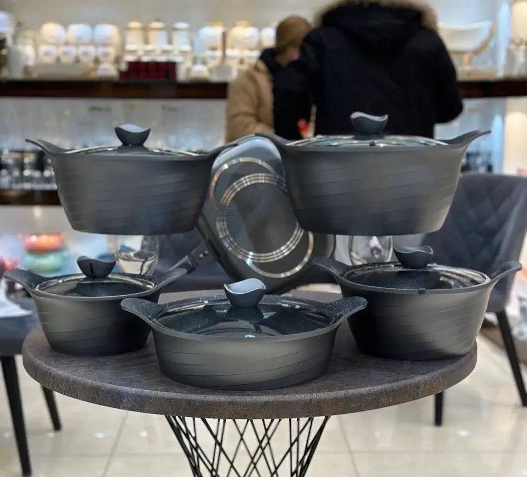 سرویس قابلمه بارولی|ظروف پخت‌وپز|تهران, صادقیه|دیوار