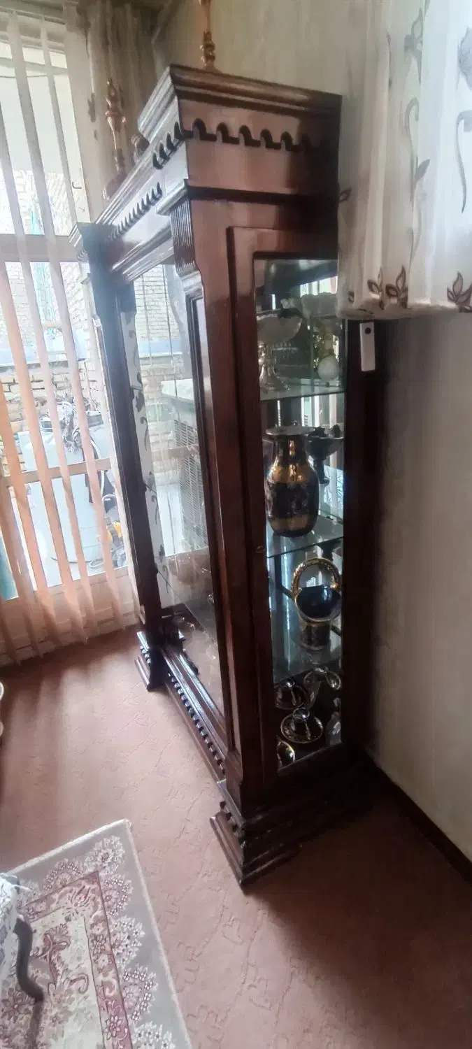 ویترین|بوفه، ویترین، کنسول|برخوار, |دیوار