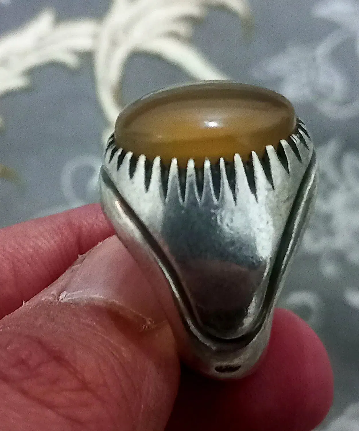 عقیق یمنی عسلی|جواهرات|میبد, |دیوار