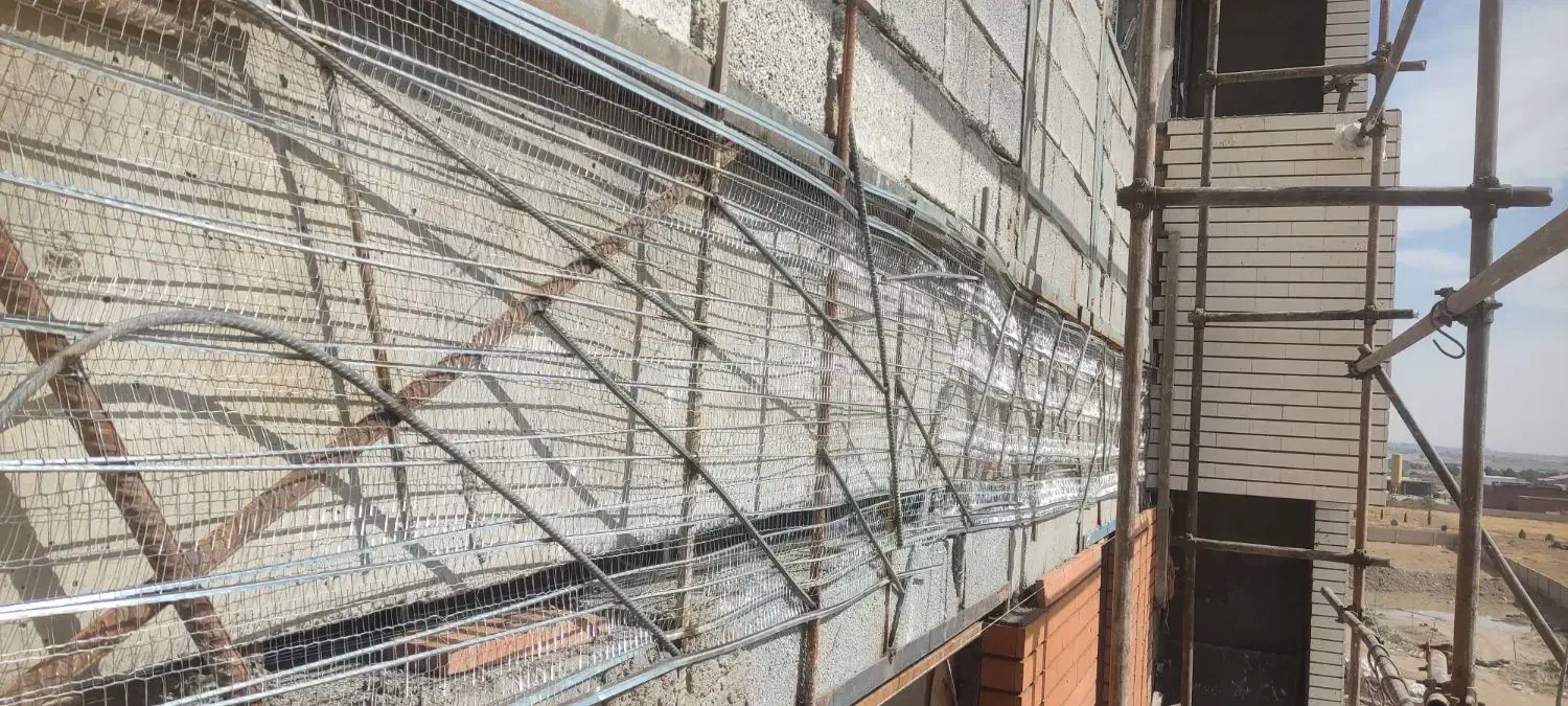 رنگ ساختمون و جوشکاری سیار و برق . لوله کشی اب|خدمات پیشه و مهارت|نیشابور, فردوسی جنوبی|دیوار