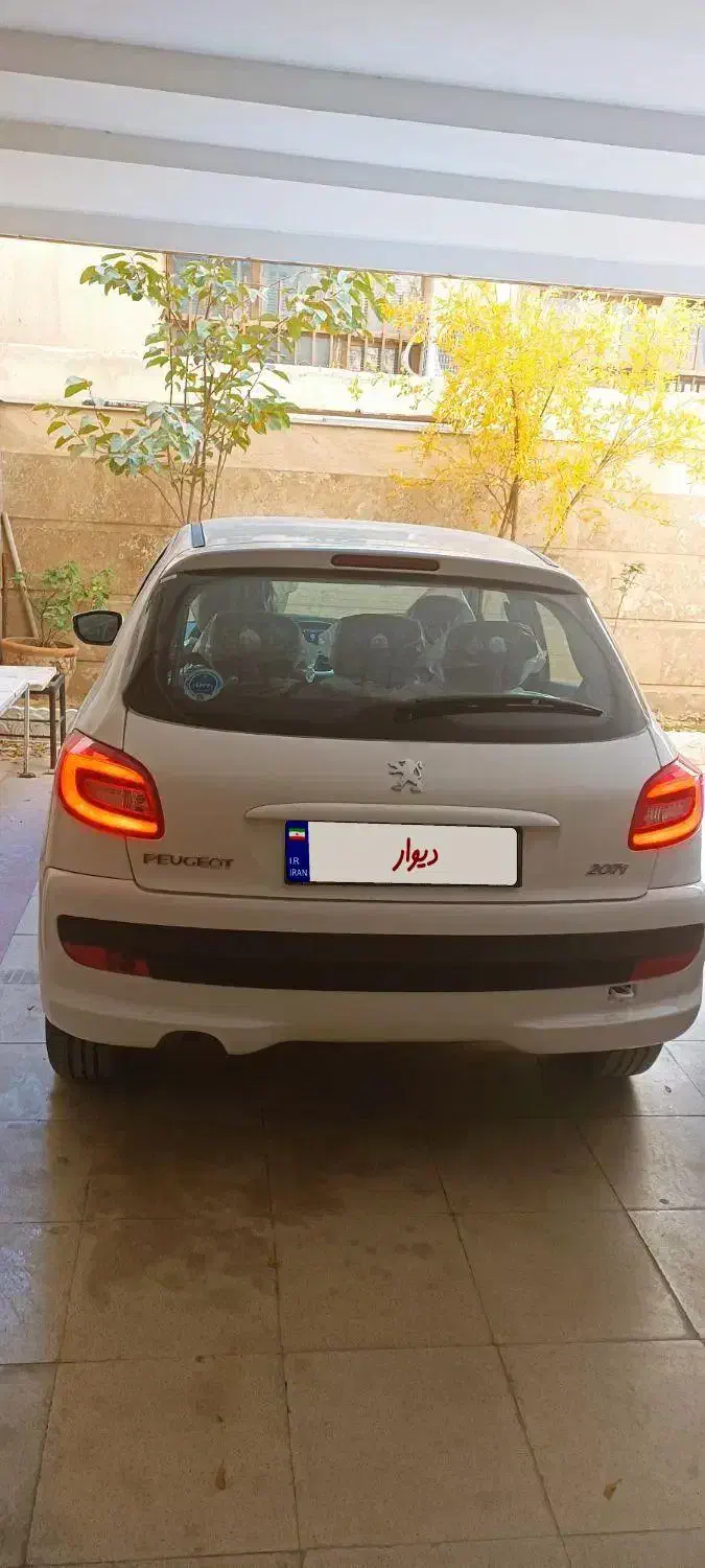 پژو ۲۰۷ سقف فلز دنده‌ای|خودرو سواری و وانت|کرمانشاه, |دیوار