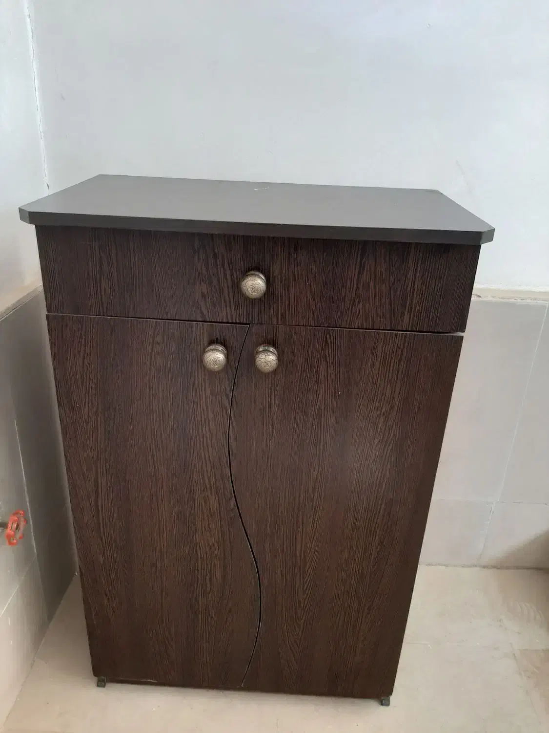 جاکفشی|جاکفشی، کمد، دراور|اصفهان, امامزاده اسماعیل|دیوار