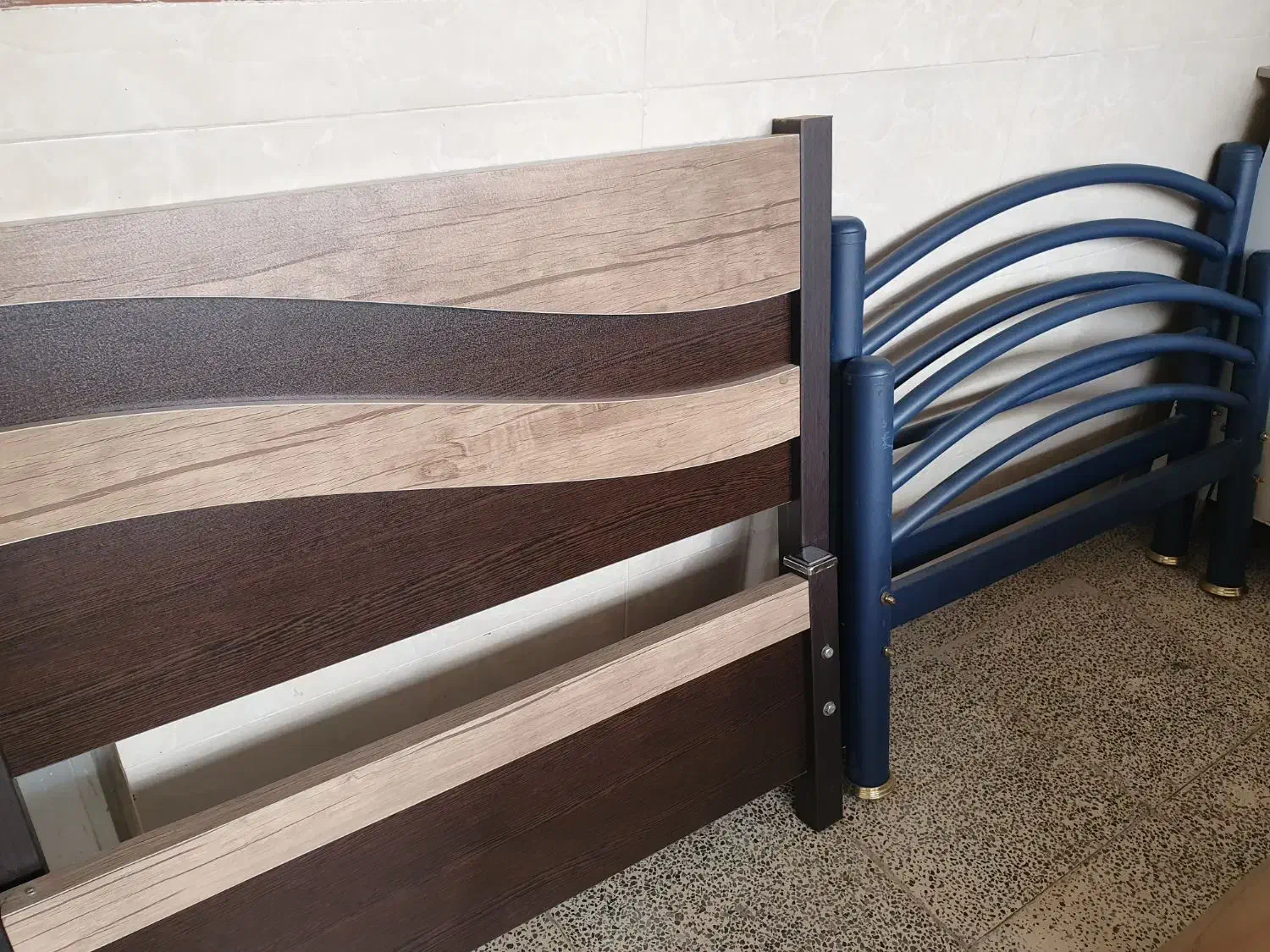 تخت و تشک یکنفره|تشک تختخواب|فشم, |دیوار