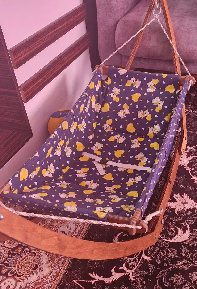 گهواره کودک|اسباب و اثاث بچه|صدرا-فارس, فاز ۱|دیوار