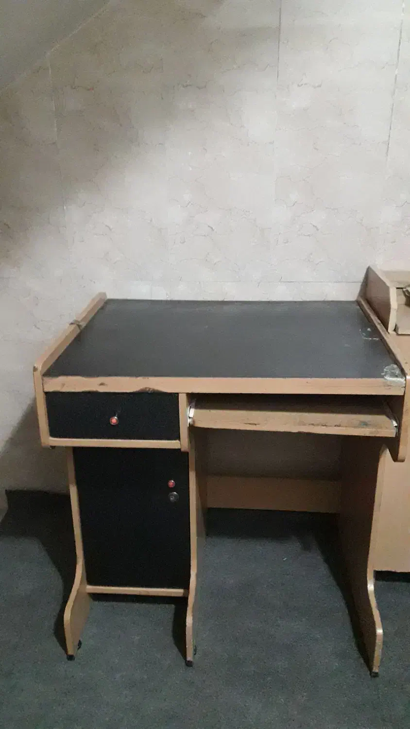 میز تحریر|میز تحریر و کامپیوتر|اهر, |دیوار