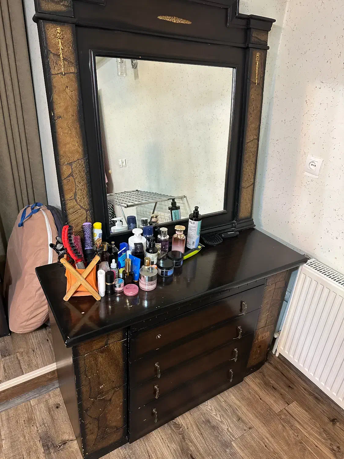 سرویس خواب|تخت و سرویس خواب|فولادشهر, C4|دیوار