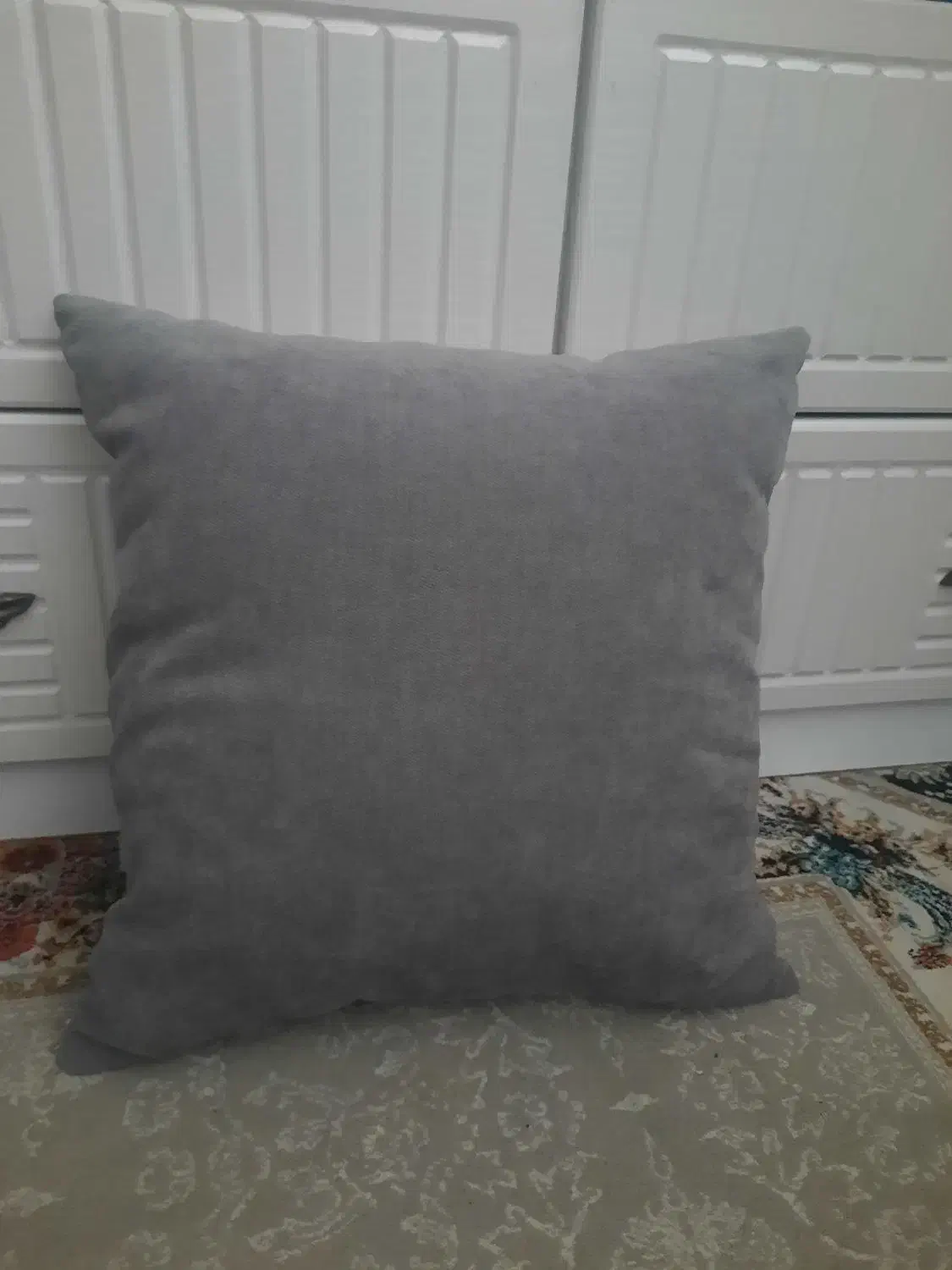 کوسن|رختخواب، بالش، پتو|کرج, حصارک بالا|دیوار