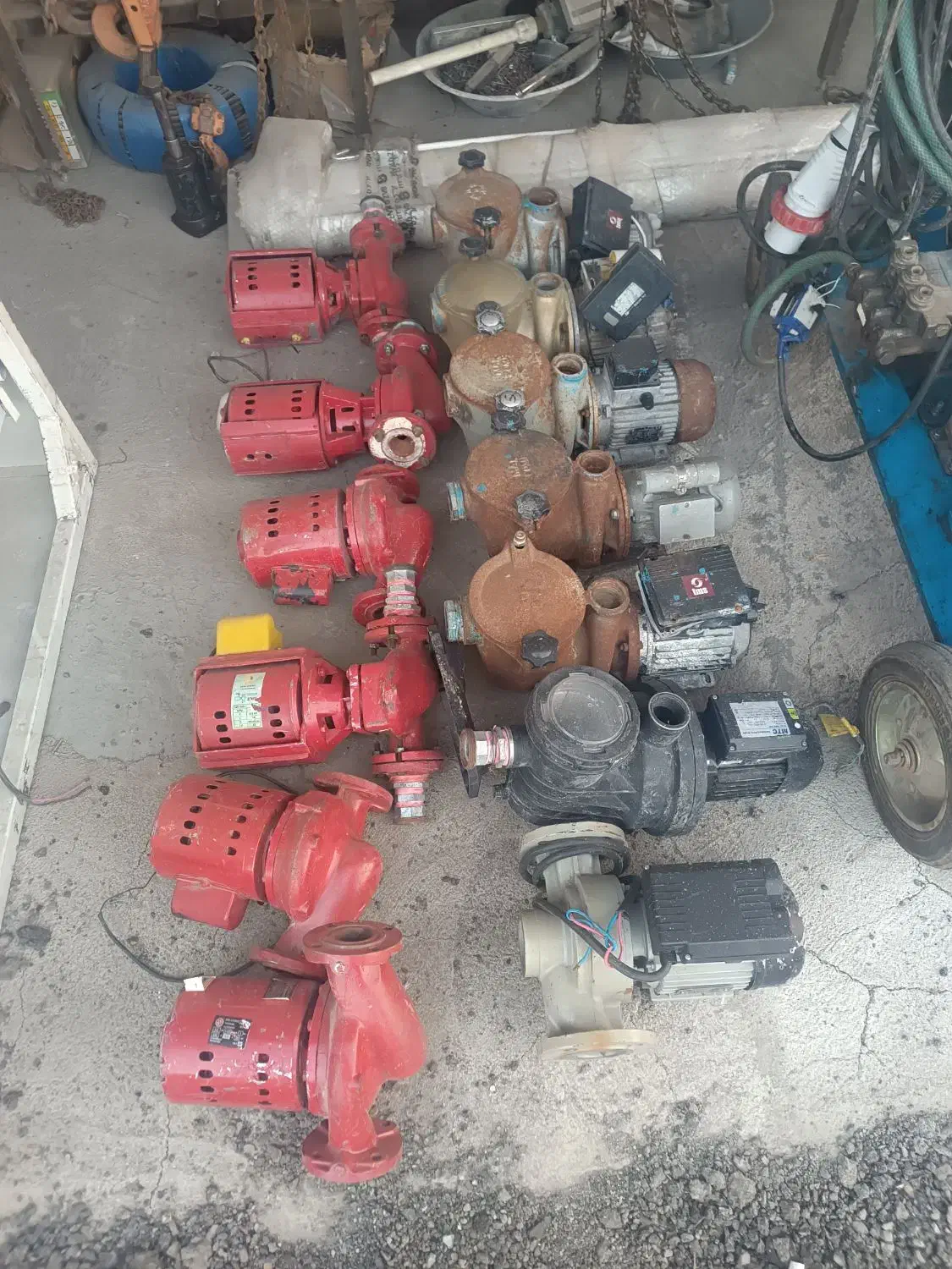 تعدادی پمپ آب تصفیه استخر پمپ آب شوفاژ|مصالح و تجهیزات ساختمان|شهریار, شهریار|دیوار