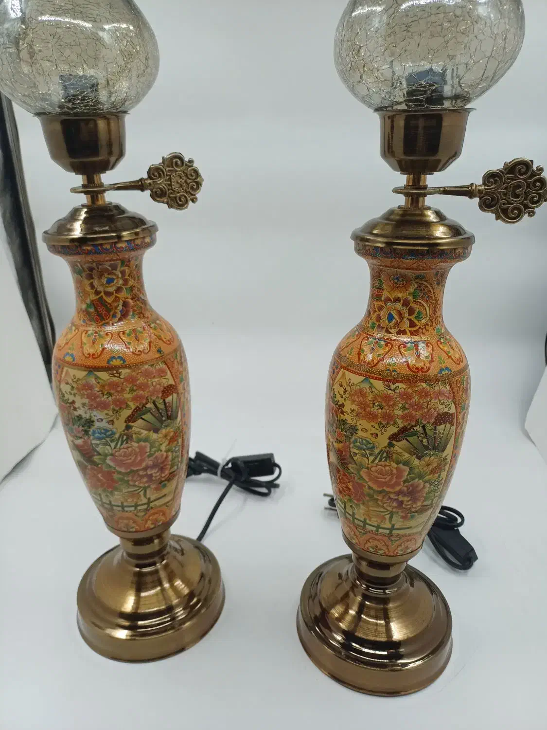 یک جفت شمعدان شیشه ترک|صنایع دستی و سایر لوازم تزئینی|تهران, سلسبیل شمالی|دیوار