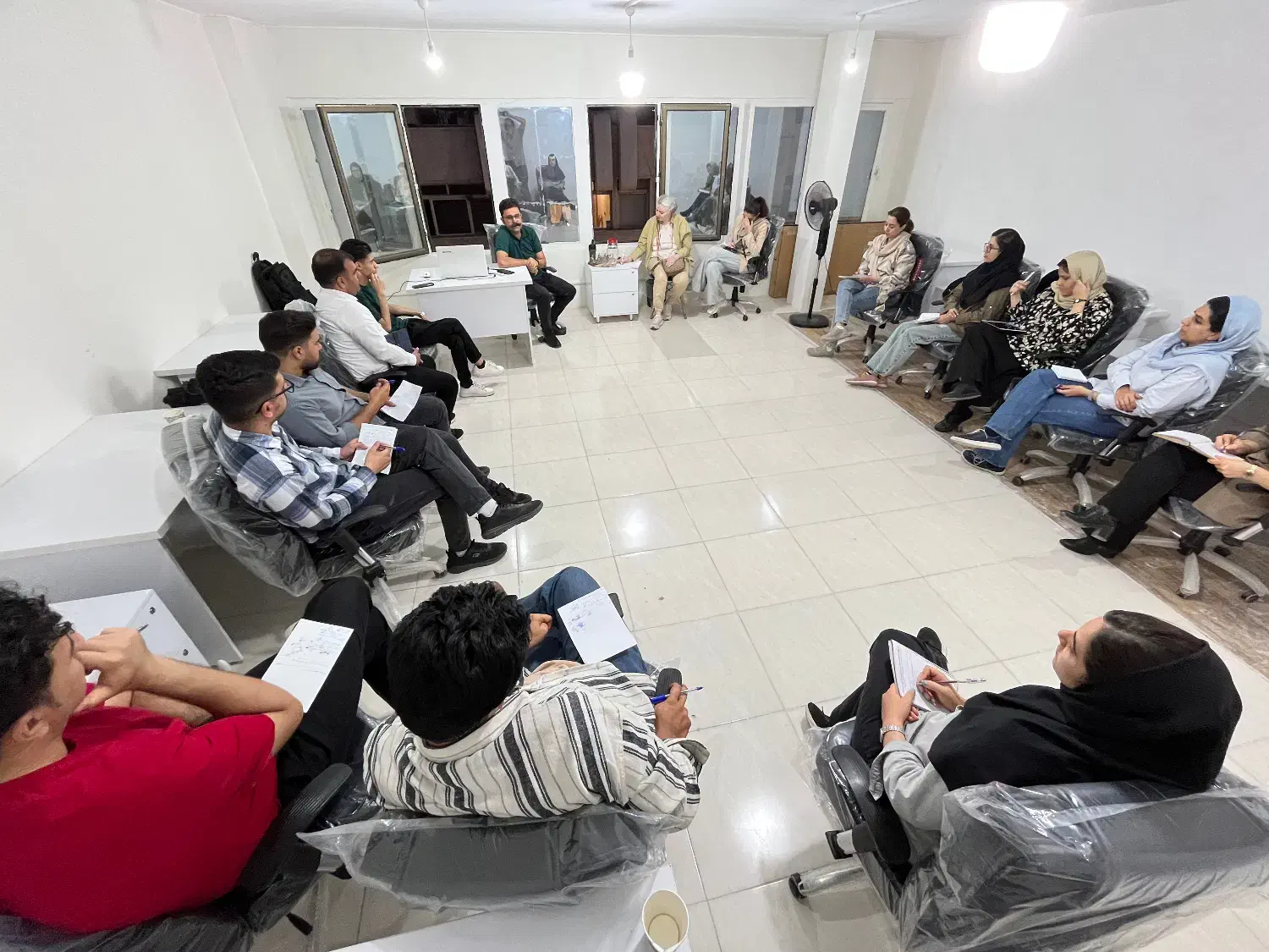 یاد بگیر چطور با هوش مصنوعی محتوای متفاوت بسازی|استخدام رایانه و فناوری اطلاعات|آمل, |دیوار