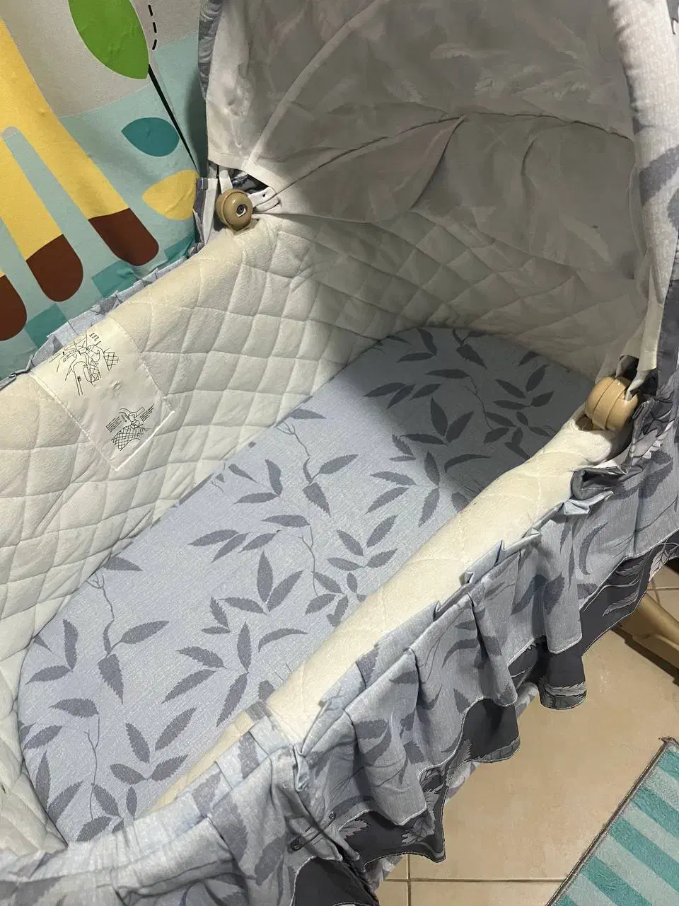 تخت کنار مادر|تخت و سرویس خواب|رشت, گلباغ نماز|دیوار