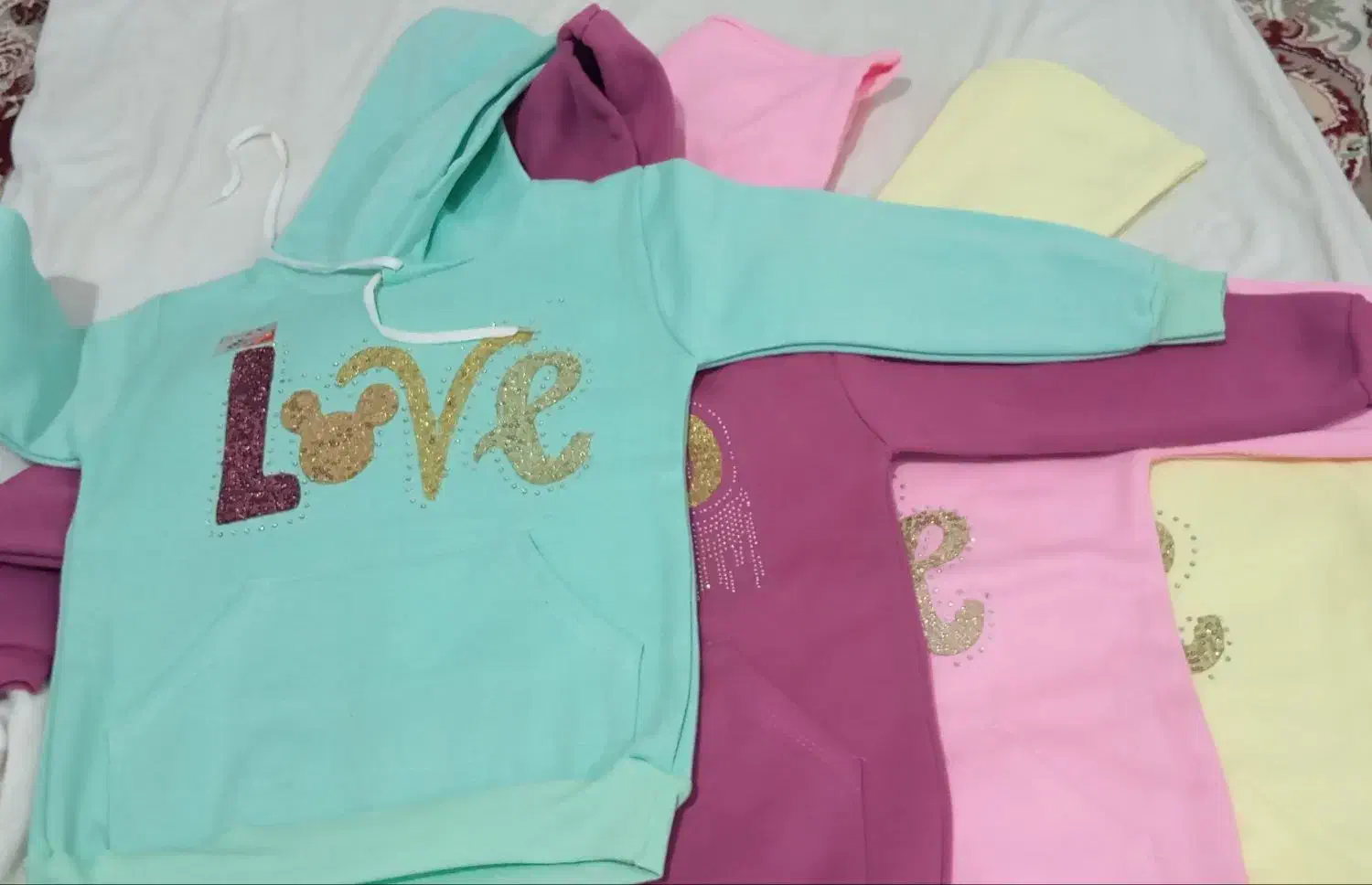 پولیور|لباس|سنندج, |دیوار