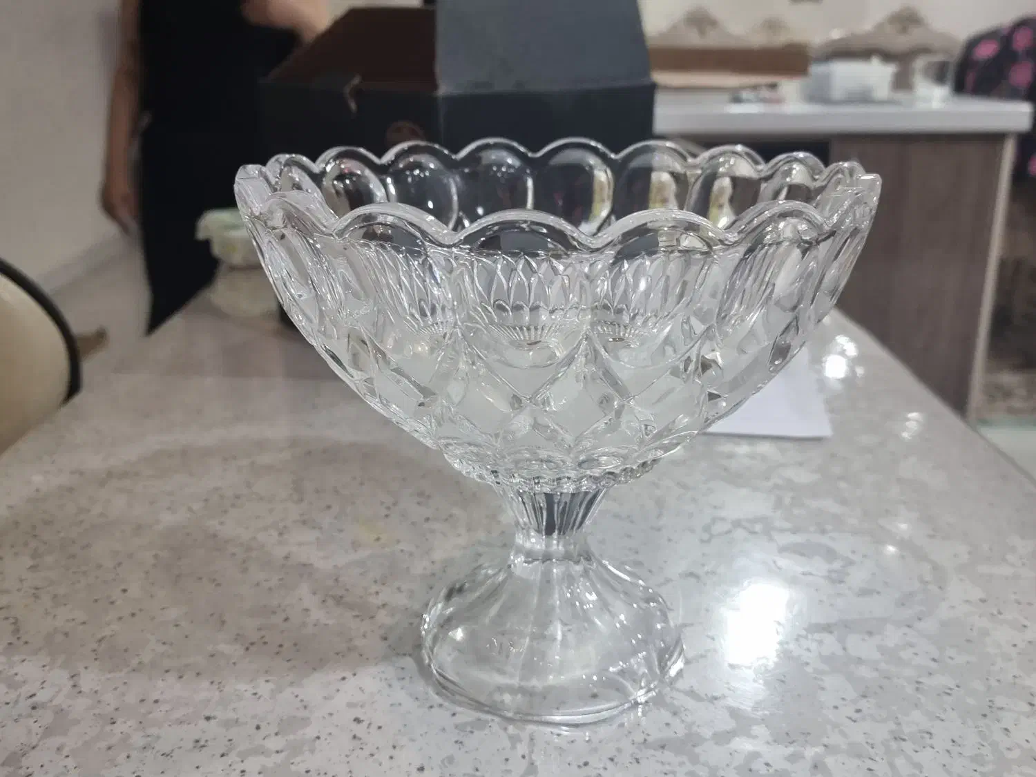 ظروف ۴ تیکه اصل کریستال|ظروف سرو و پذیرایی|اهواز, کیان اباد|دیوار