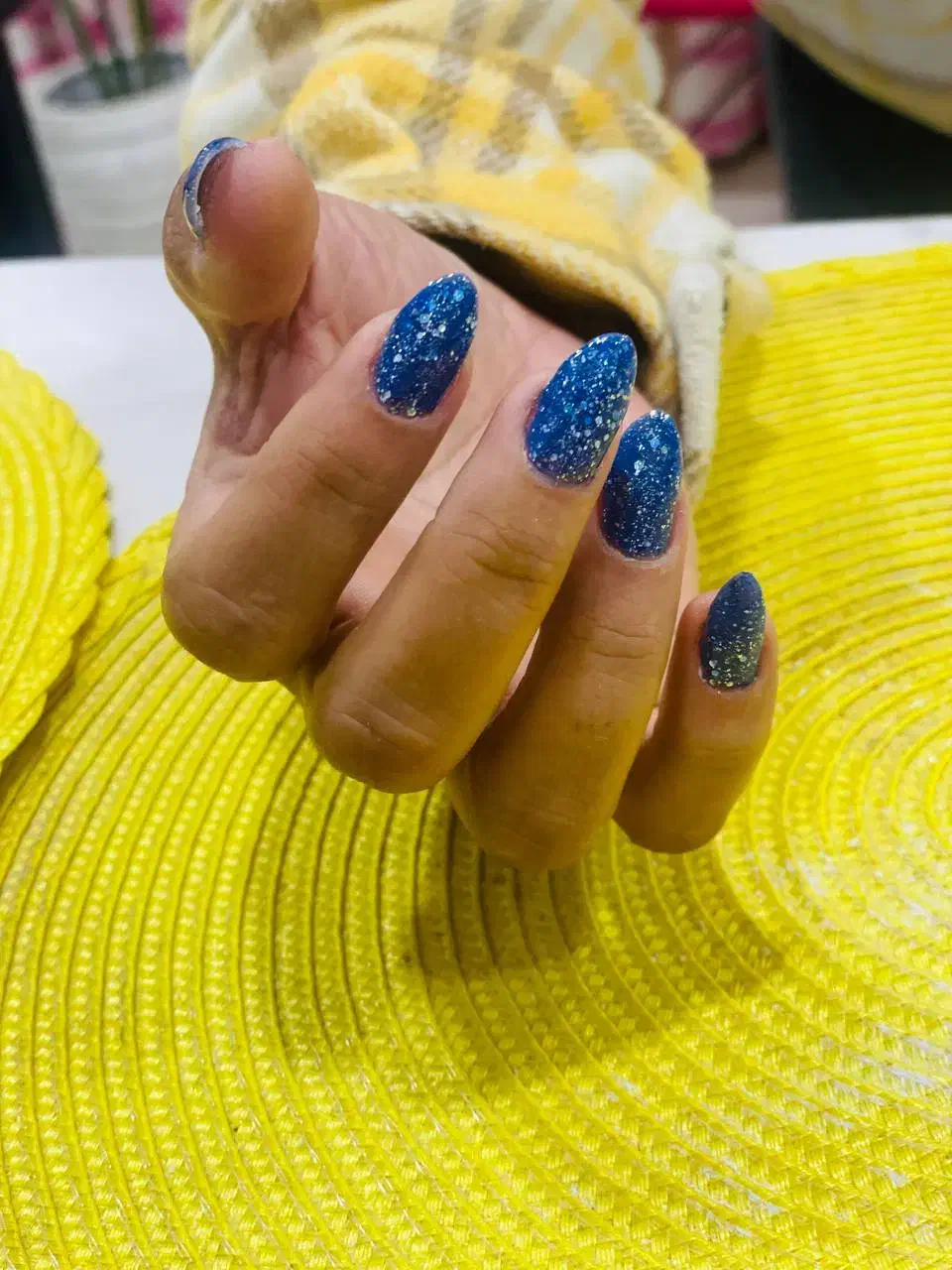 مدل ناخن|خدمات آرایشگری و زیبایی|رشت, ولکس|دیوار