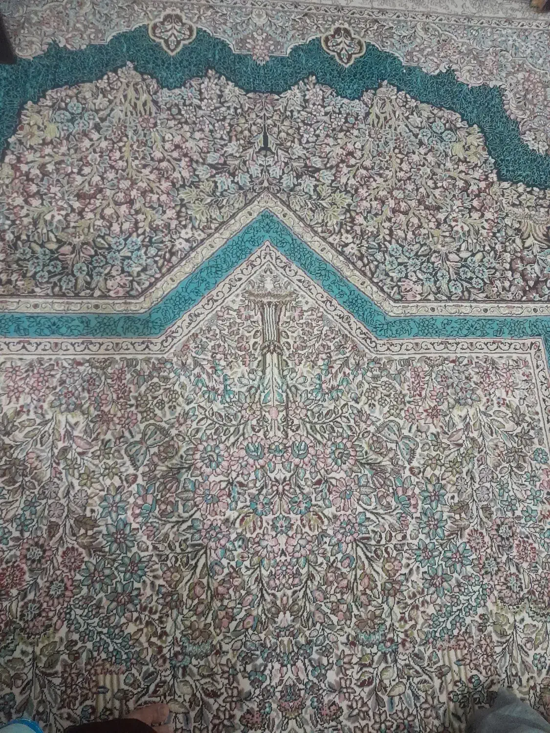 قالی زیبا|فرش|زرند, |دیوار